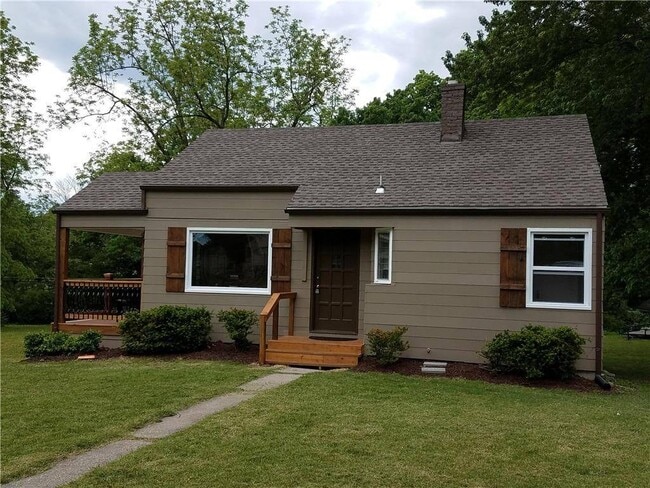 Photo - 1120 NE Davidson Ct House