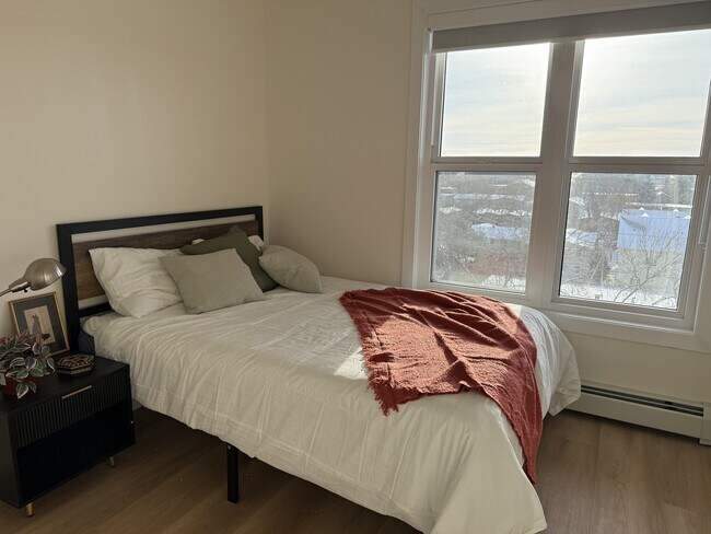 Photo - 8615-8108 108 St NW Unit 607