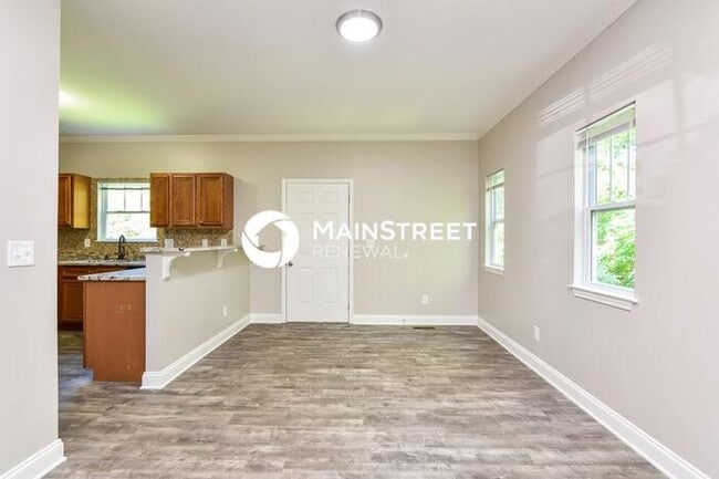 3 Bedroom Pet-Friendly Home in Atlanta, GA with Main Street Renewal
