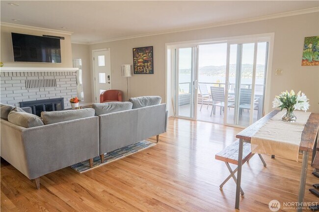 Photo - 3Bd/2.5Ba Seattle Home