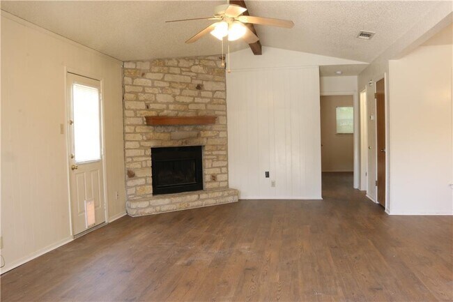 Photo - 803 Kimberly St