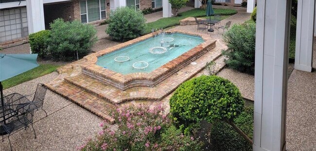 5343 Richmond Ave Unit 11