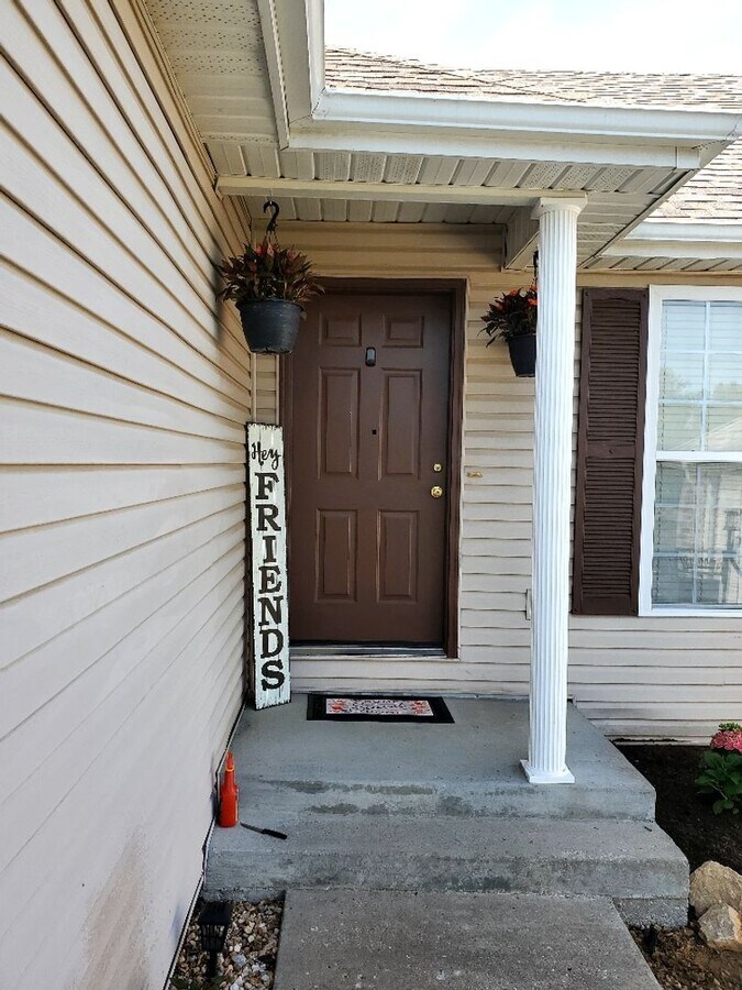 3 Bedroom - 2.5 Bath Home in the HEART of BRANSON, MO - 3 Bedroom - 2.5 Bath Home in the HEART of BRANSON, MO