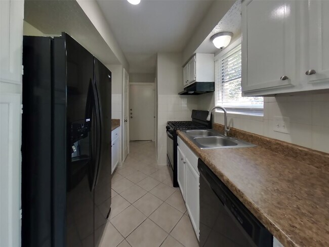 Photo - 7519 Lobera Dr