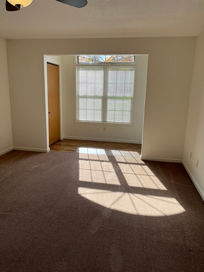 4900 Shadow Oak Dr Apartments Youngstown, OH