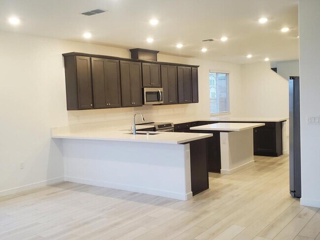 Photo - 5361 Lopez Lk Wy