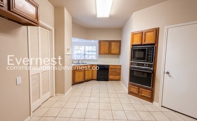 Photo - 3103 Hazy Park Dr