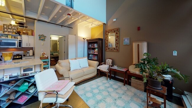 Building Photo - 251 Heath St Unit 102