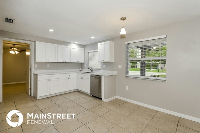 Photo - 5432 Kensington St