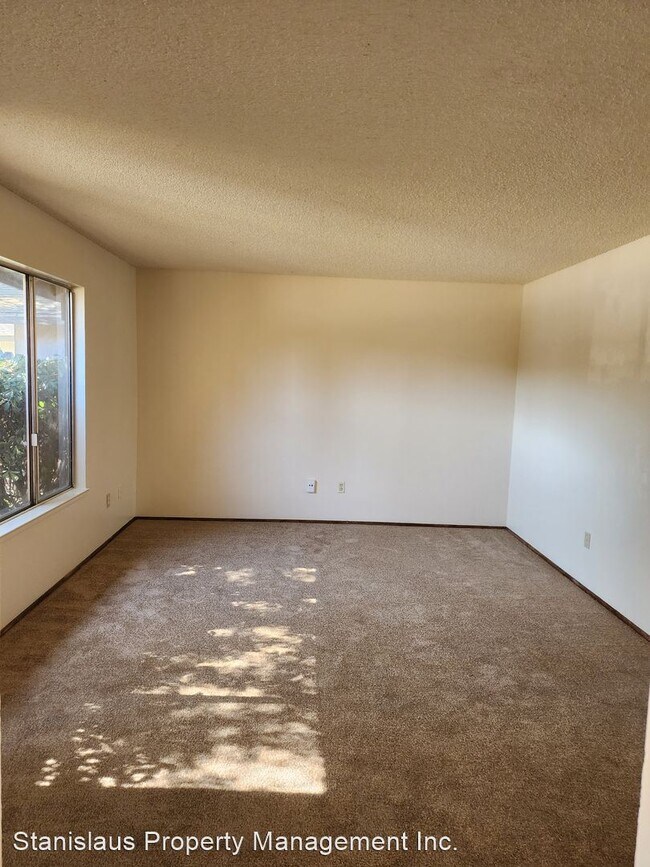 Photo - 3 br, 2 bath House - 3341 Ocotillo Way