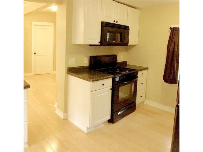 Photo - 2319 Cole Ave SE