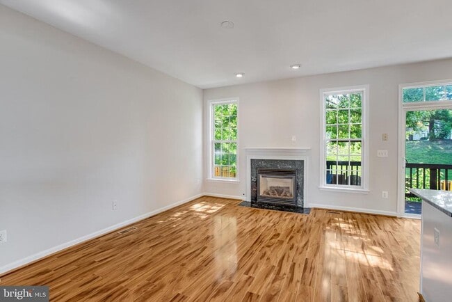 Photo - 15519 Exmore Ct
