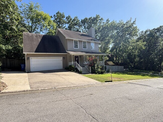 Photo - 1823 W Berry St