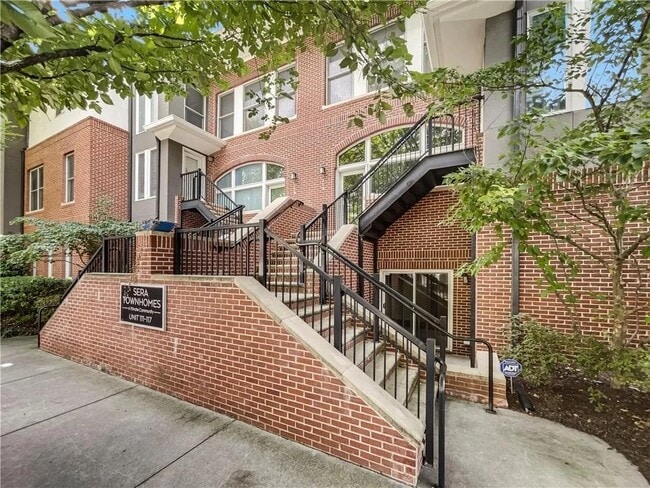 Building Photo - 745 Fountainhead Ln NE Unit 113