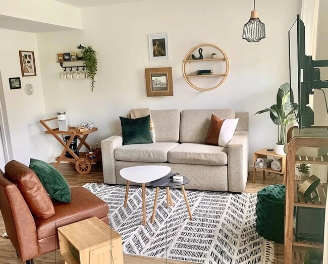 490 Abby Ln Unit 3