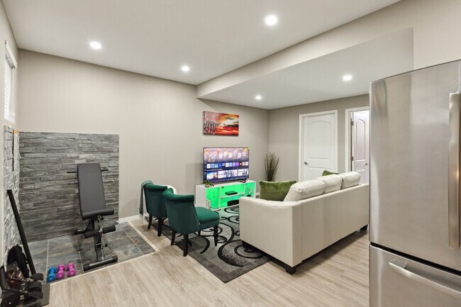 Photo - 581 W Park Dr Unit ID1310540P