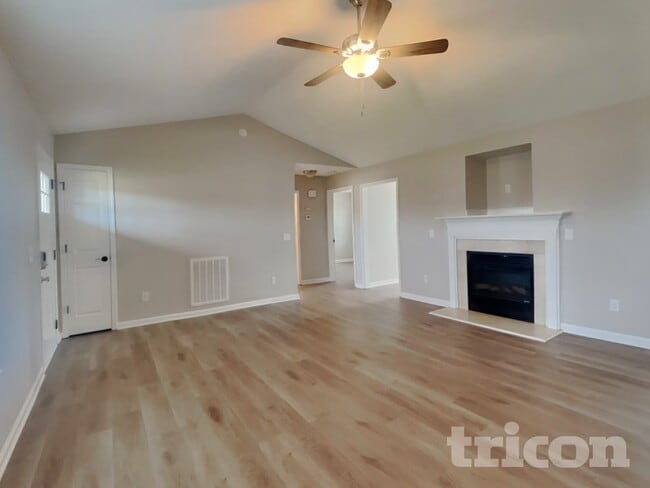Photo - 78 Imperial Dr