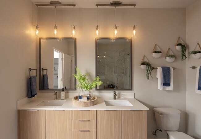 Photo - Aventon Meadows