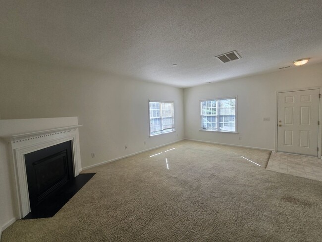 Photo - 100 Ranger Pl