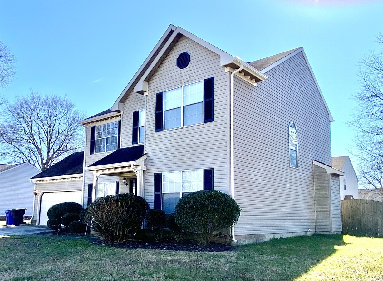 Photo - 5 Shoal Ct