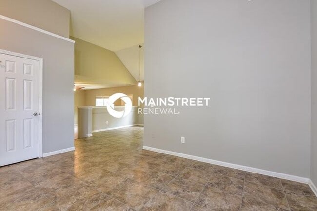Photo - 3 Bedroom Pet-Friendly Home in Decatur, GA with Main Street Renewal