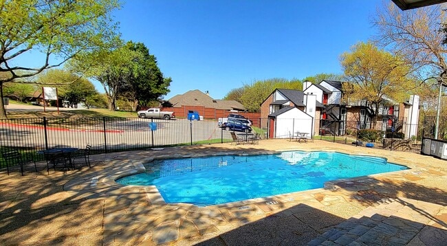 Lakeside Apartments