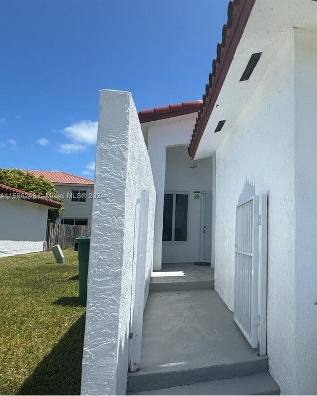 Photo - 20749 SW 80th Pl