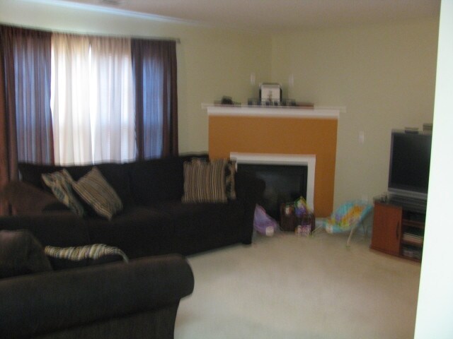 Photo - 300 Fieldview Ln