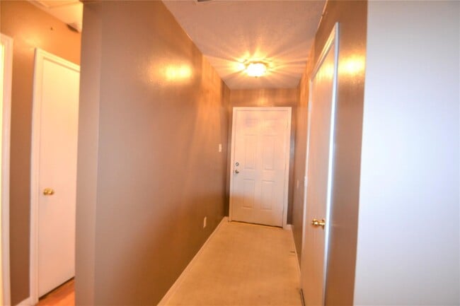 Photo - 5126 Riverwood Dr