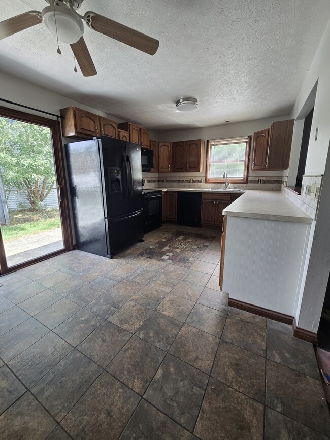 6432 Jamison Way