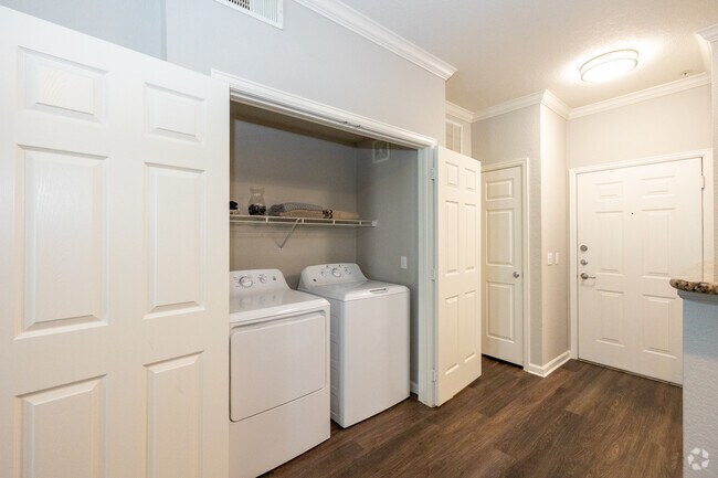 1HAB, 1BA - 706 ft² - Lavadora y secadora en el apartamento
