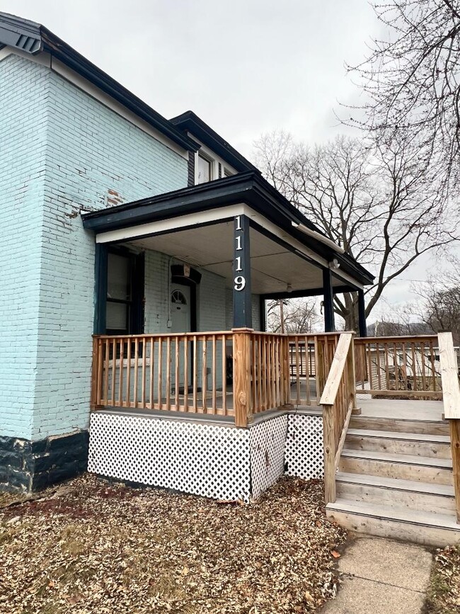 Photo - 1119 14th St S