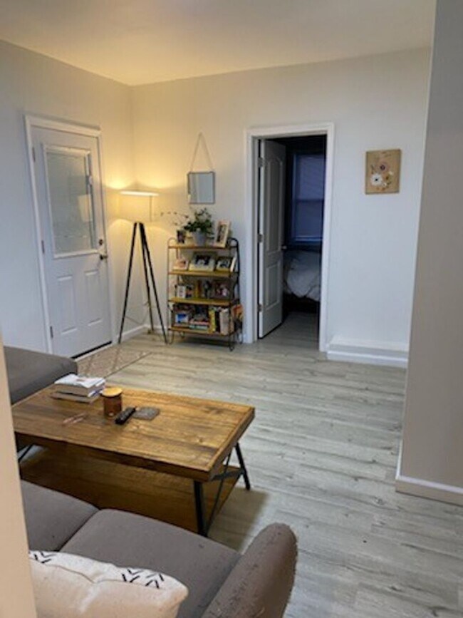 Photo - 3 Norwood St Unit Down