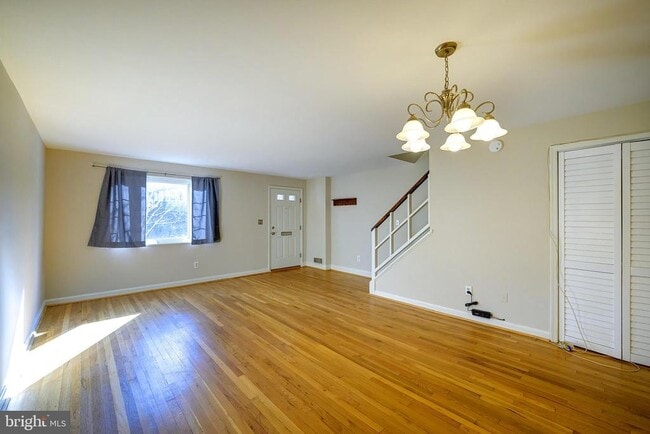 Photo - 9848 Hollow Glen Pl