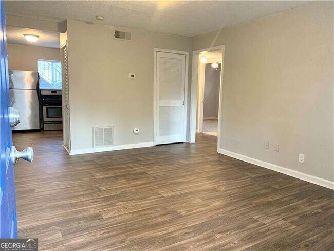 Photo - 9 Clay St SE Unit 11