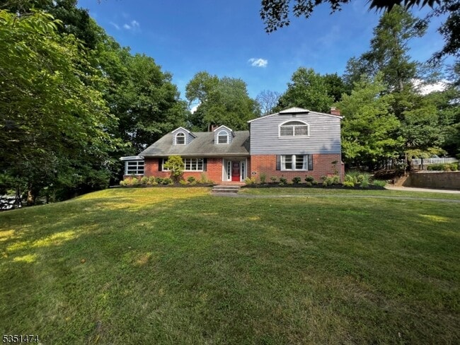 Photo - 56 Grandview Pl