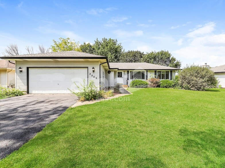 2509 LaBrecque Drive