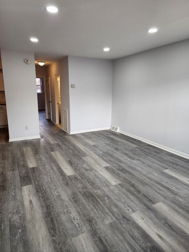 4063 Balwynne Park Rd Unit 1st Floor