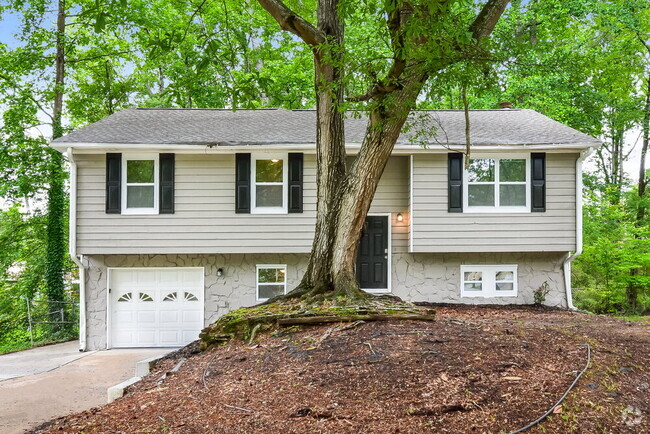 Building Photo - 2815 Fox Hall Ln N Rental