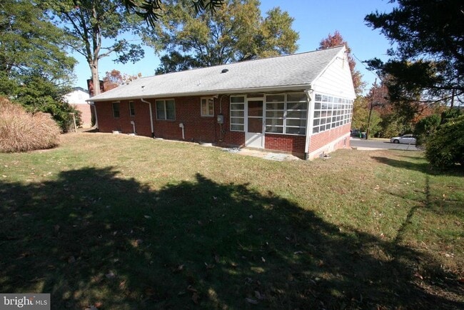 Photo - 10104 Towhee Ave