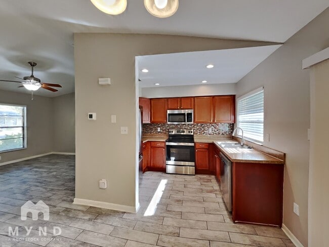 Photo - 509 Bryan Valley Ct