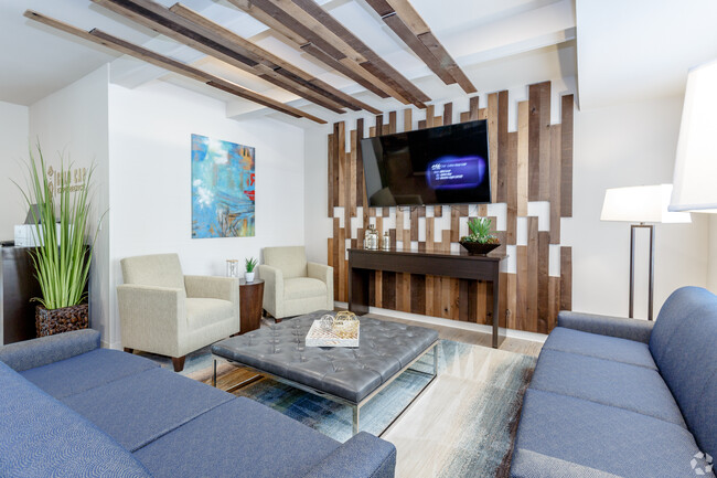 Photo - WaterWalk Kansas City Overland Park