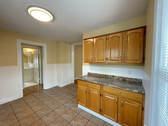 Kitchen - 381 W 1st St Unit 2