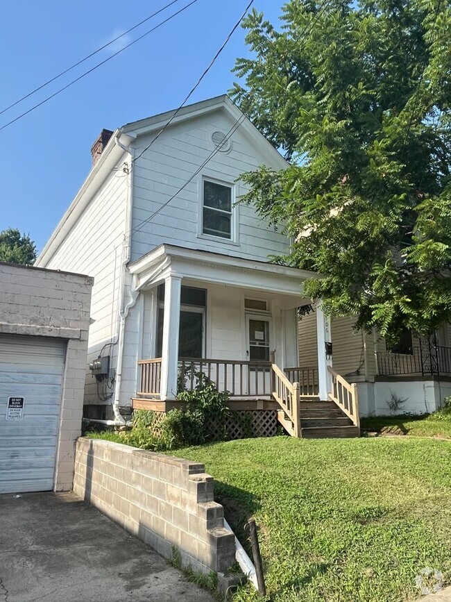 Building Photo - 2106 Lawn Ave Unit 2 Rental