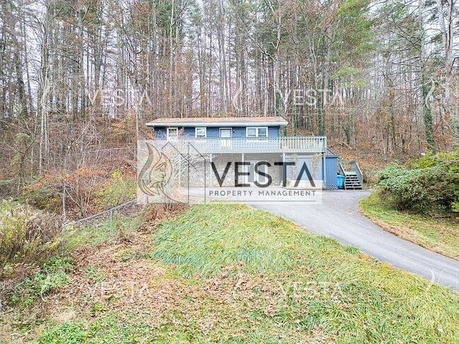 Photo - 211 Old Gibbs Rd