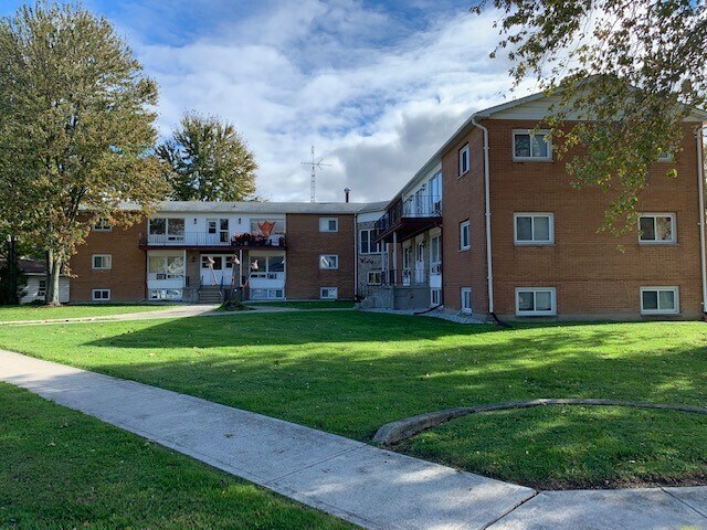 Photo - 465 Broadway St Unit 5