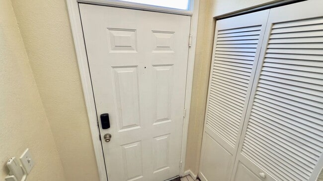 Photo - 9005 Lee Vista Blvd