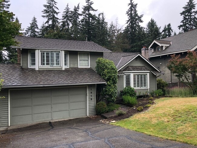 Building Photo - Spacious 4 bedroom in Finn Hill/Juanita area in a cul-de-sac with large backyard