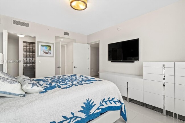 Photo - 5300 Paseo Blvd Unit 1214