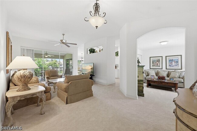 866 Carrick Bend Cir Unit 202